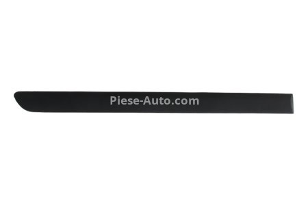 Bandou / ornament pentru ușă spate dreapta (negru) , pentru: VW GOLF V 5D 10.03-02.09