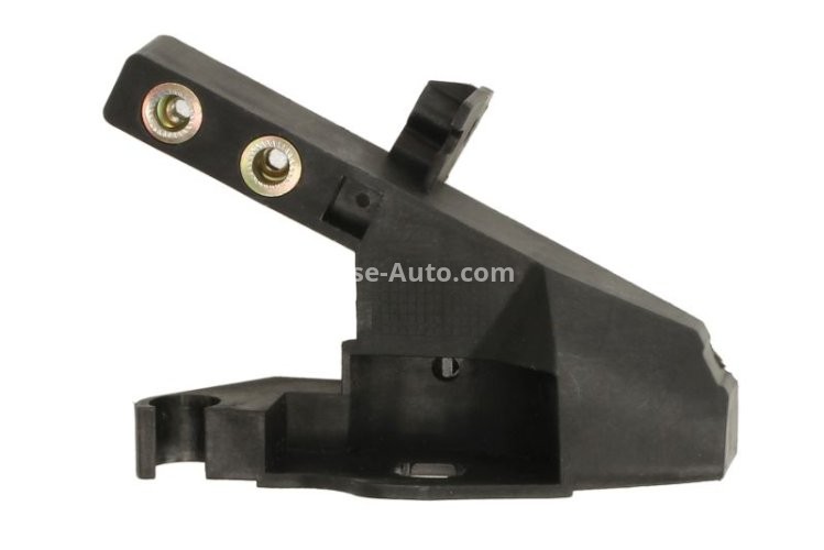 Suport de armare a barelor de protectie față (latura, plastic) , pentru: MERCEDES C (A205), C (C205), C (W205), C T-MODEL (S205) 1.6-4.0 12.13-
