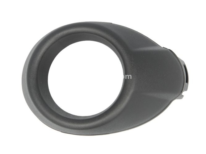 Ramă /ornament proiector ceață stânga (negru) , pentru: FORD FOCUS III; FORD USA FOCUS 07.10- 04.11-09.14