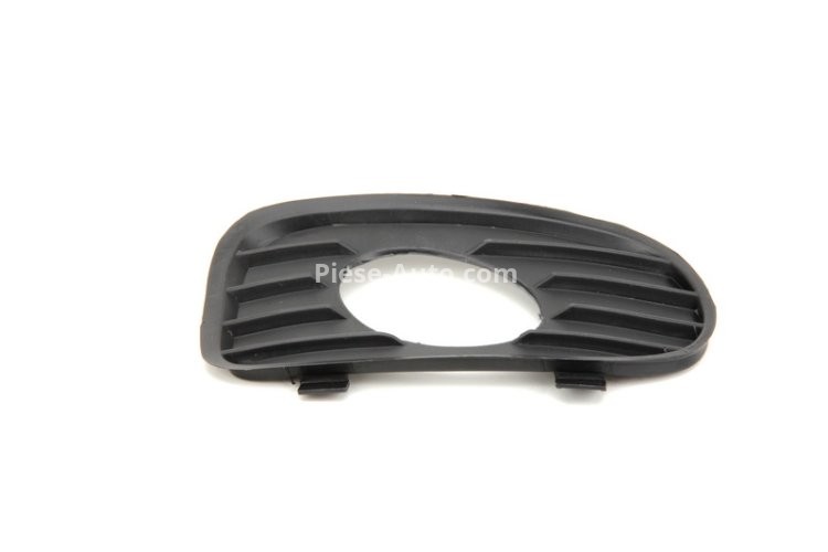 Grilă proiector ceață -  față stânga (cu gauri pentru lampa de ceață) , pentru: OPEL VECTRA B 09.95-07.03 01.99-04.02