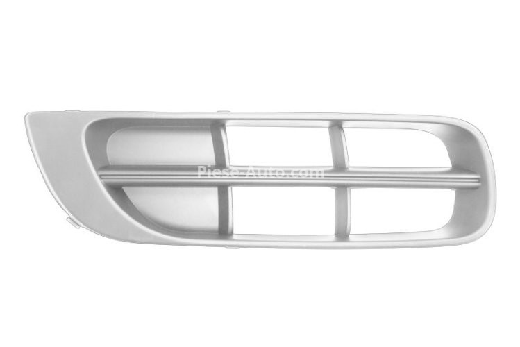 Ramă /ornament acoperire locaș proiector ceață dreapta pentru: SKODA FABIA II, ROOMSTER 03.06-05.15