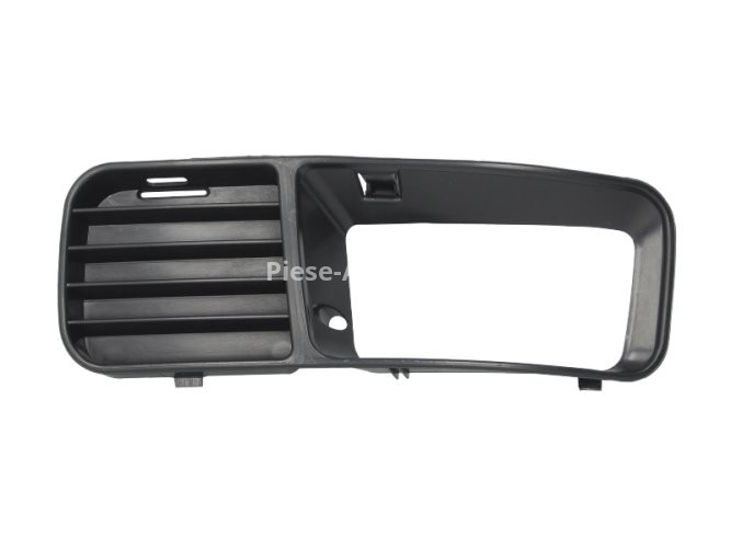 Grilă proiector ceață -  față stânga (cu gauri pentru lampa de ceață) , pentru: VW CADDY II, CADDY II/MINIVAN, POLO III CLASSIC 11.95-01.04 SALON/STATII DE TREN 11.95-01.04